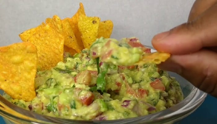 Guacamole: Uma Receita Mexicana Deliciosa e Gostosa