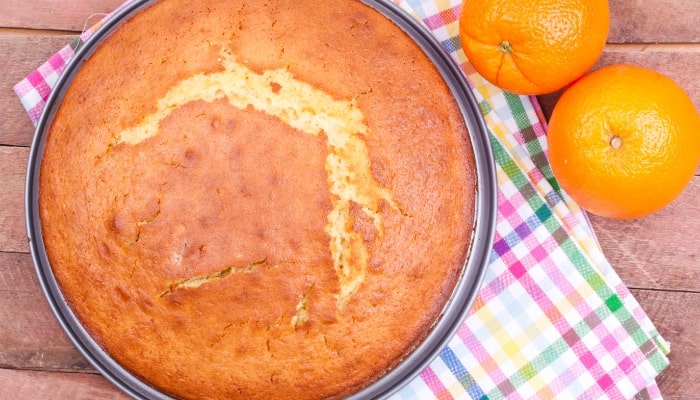 Bolo de Laranja Fofinho, Barato e Muito Fácil de Fazer