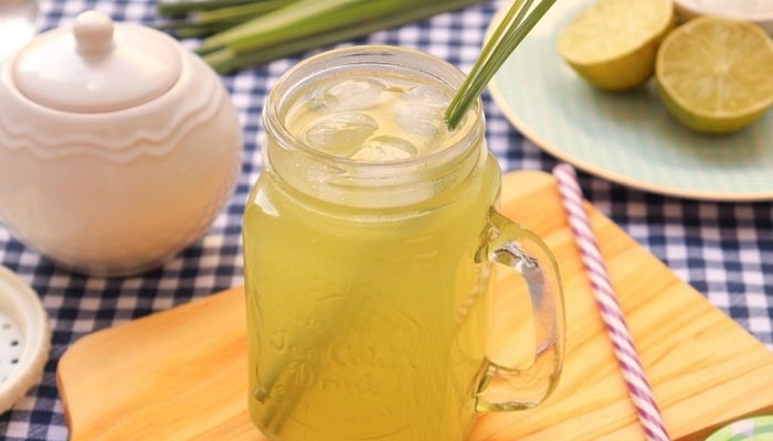 Suco de limão refrescante