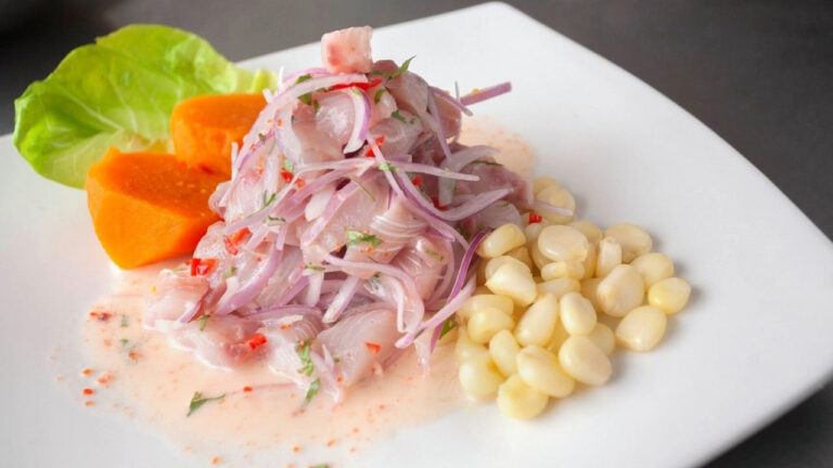 Como preparar um delicioso Ceviche Peruano: Sabores autênticos em sua casa