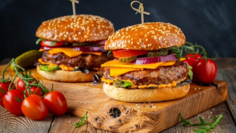 Receita de Hambúrguer Fit com Carne Moída